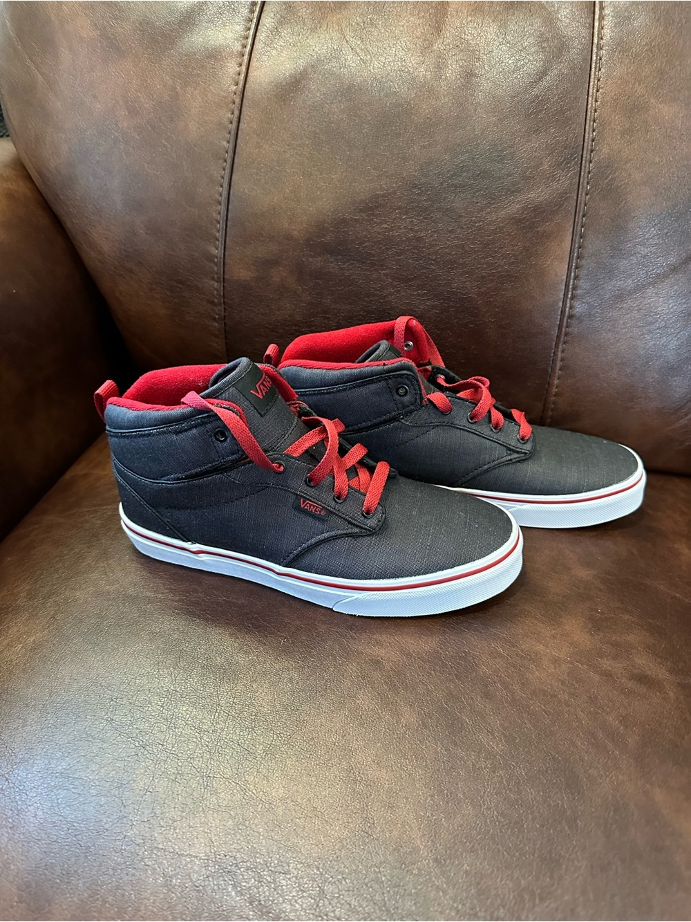 New Vans atwood